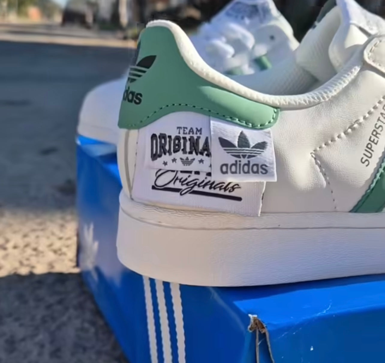Adidas Superstar – Classic Style Meets Urban Vibes