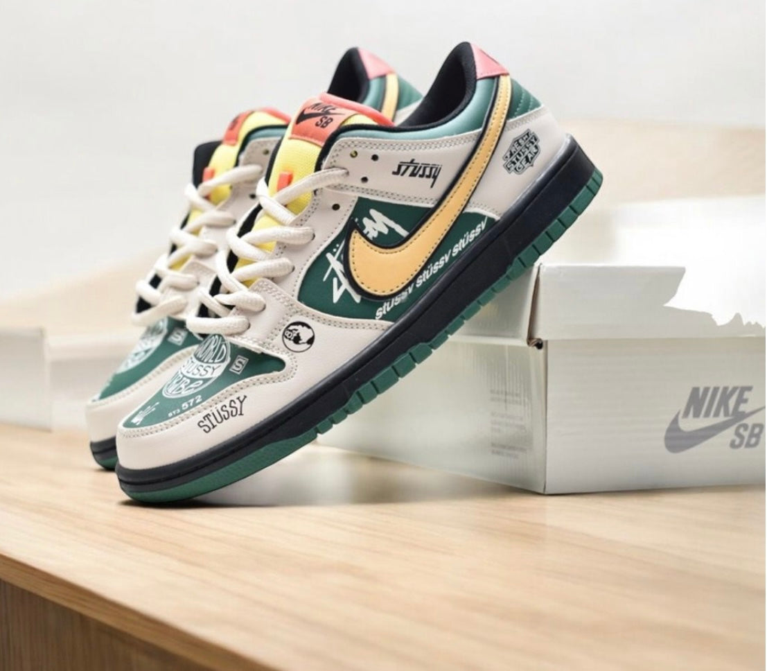 Nike Dunk Low x Stüssy “Custom Street Graffiti Edition”