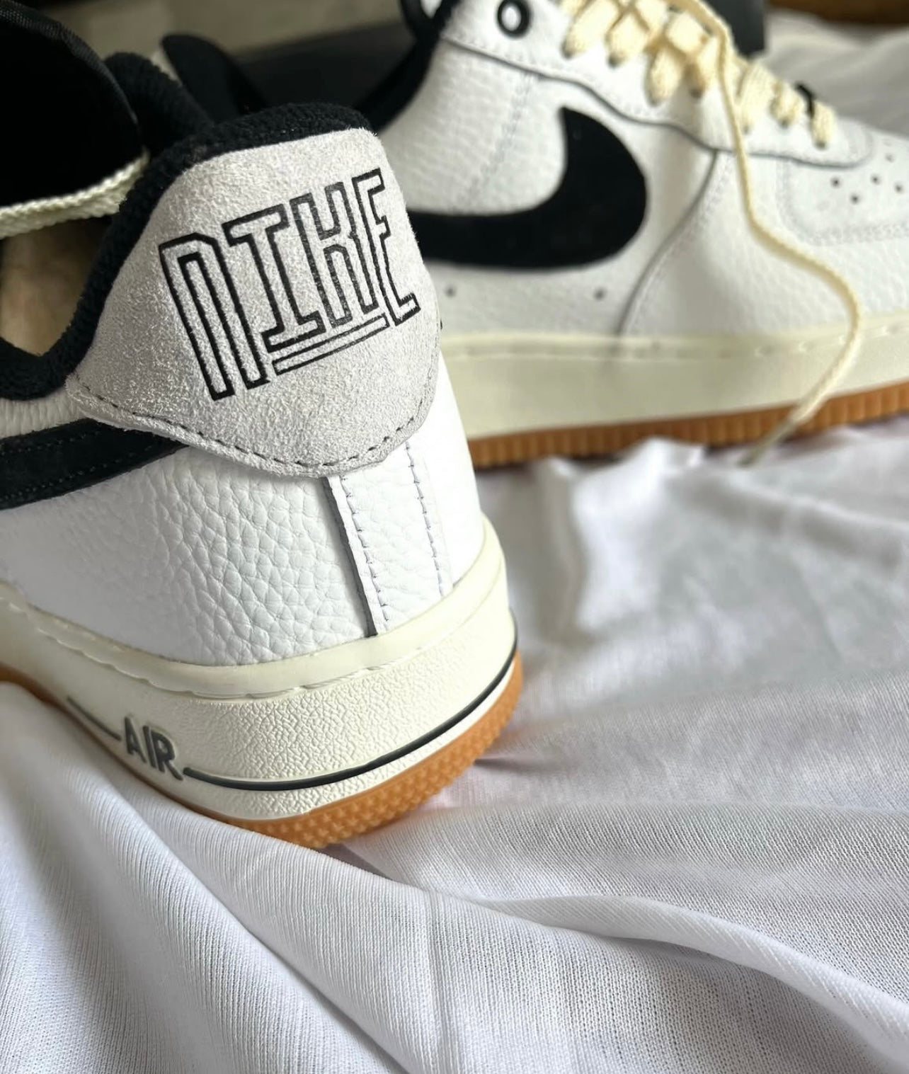 Nike Air Force 1 ’07 Retro - White/Black/Gum | Classic Streetwear Sneaker