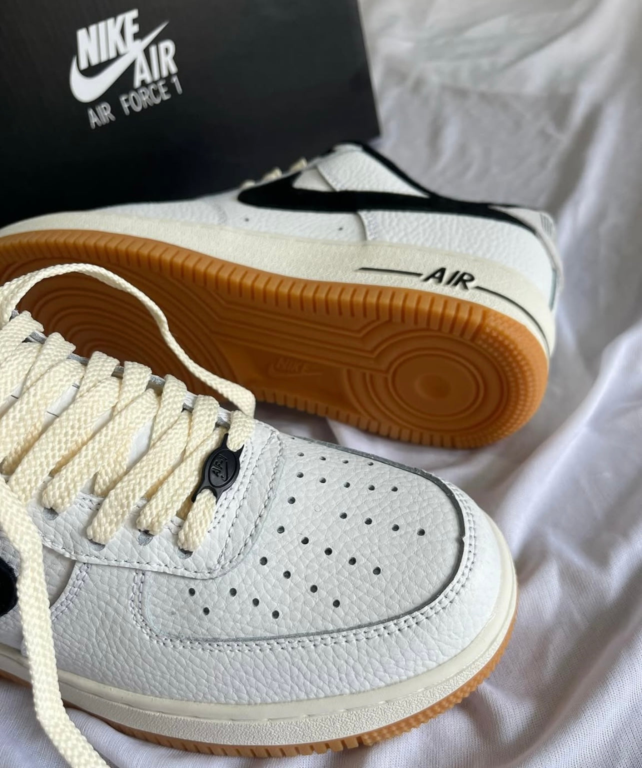 Nike Air Force 1 ’07 Retro - White/Black/Gum | Classic Streetwear Sneaker